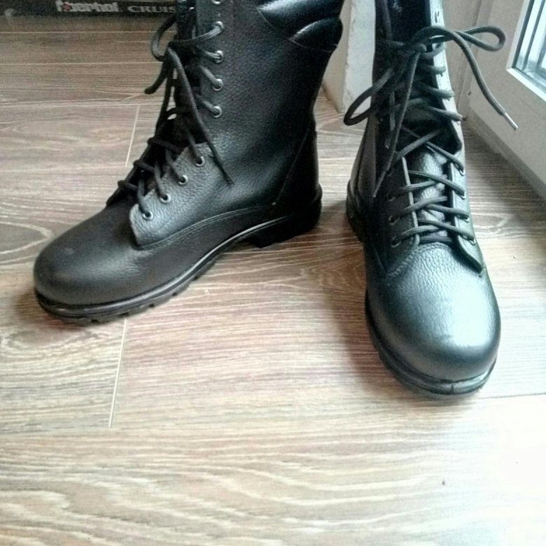 Берцы фарадей 2022. Вставные берцы иосгварбии. Уставные зимние берцы вкпо. Уставные берцы росгвардии. Берцы уставный офицерские.