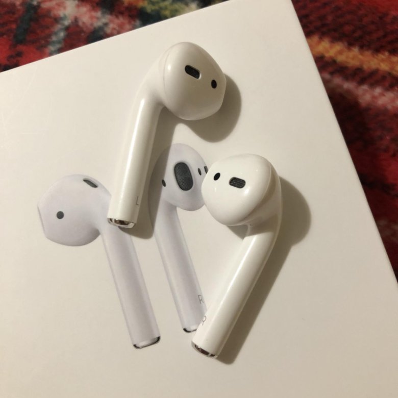 Как подключить наушники к новому кейсу airpods. Как включить аирподс про без кейса. Как можно зарядить аирподсы без кейса. Как включить аирподсы без кейса.