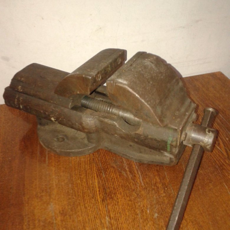 7200 бзсп. тиски колёс 2109. стойка для тисков слесарных. тиски слесарные g56 a. 7200-0210-02 тиски станочные поворотные бзсп.