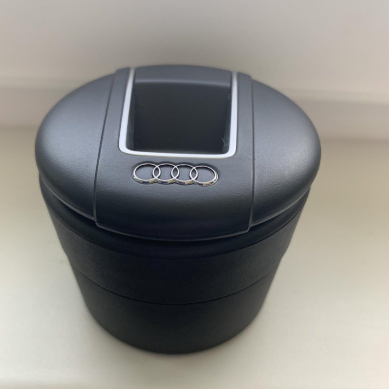 Пепельница в подстаканник ауди оригинал. Пепельница bmw в подстаканник. Пепельница ауди а6 с5. Пепельница а6. Бардачок ока.