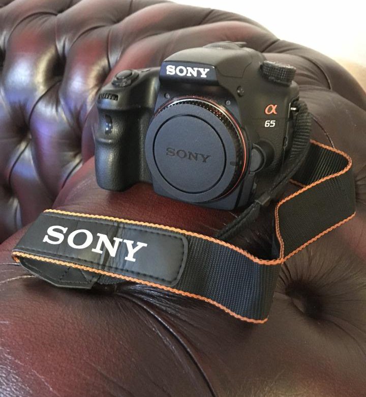 Sony slt a65. Sony Sal 55200.