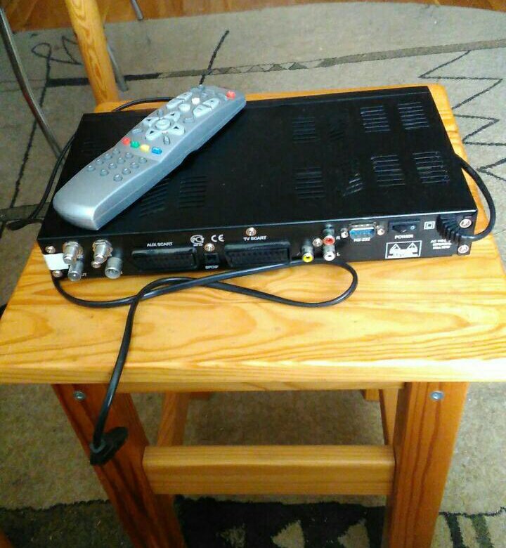 Drs 5003. Спутниковый ресивер триколор drs-5001. Dre 5003. Тв приёмник drs 5003. Dre 5003.