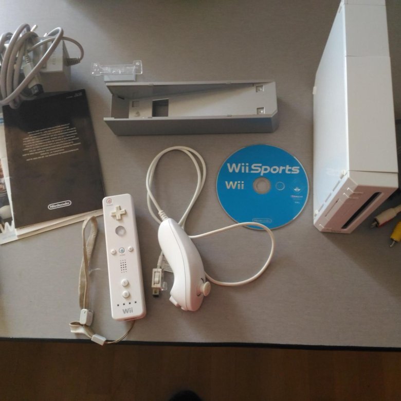 Приставка Nintendo Wii комплект. Реклама консолей Нинтендо.