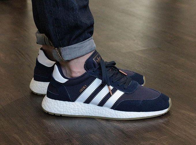 Найк адидас Iniki