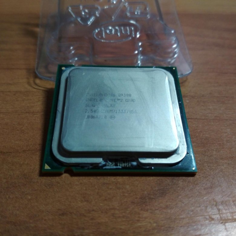 Intel core quad q9300. Intel core quad q9300