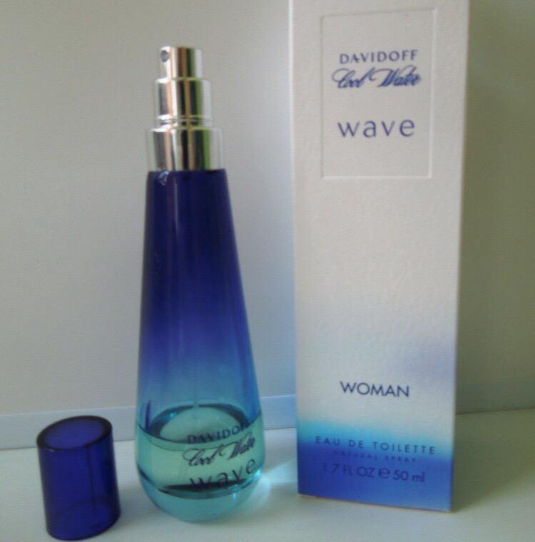 Davidoff cool water wave. Духи Давыдов женские. Cool Wave woman. Сколько стоят духи Davidoff cool Water а рублей. Кул ВОТЕР Вейв 2018 отзывы.