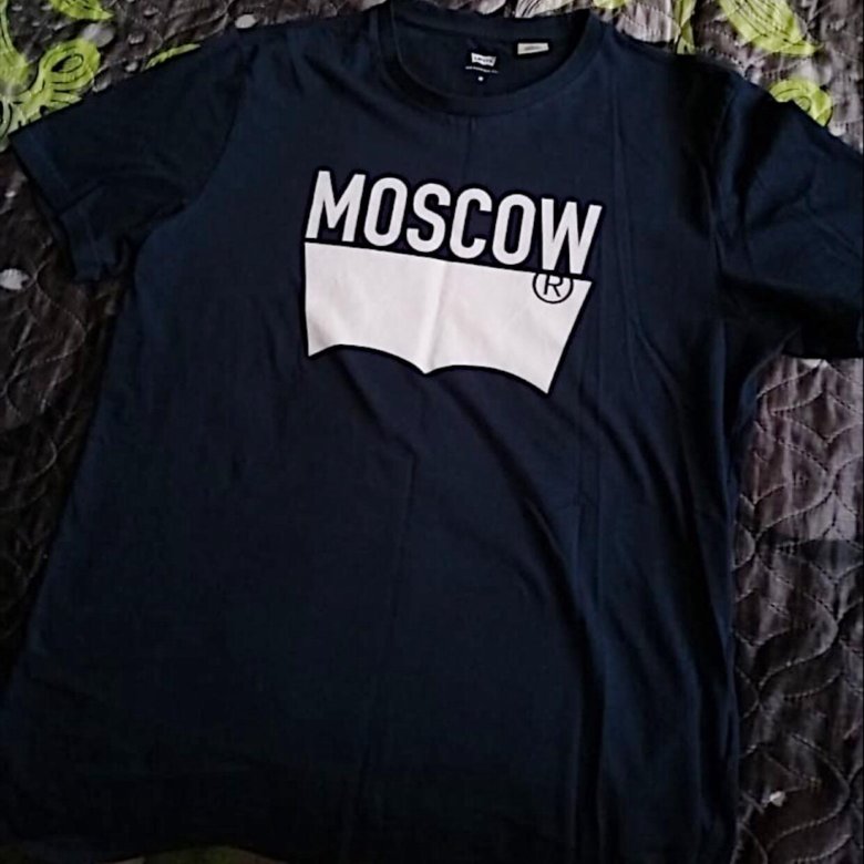 levis moscow t shirt