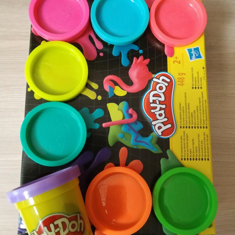 пластилин. новый пластилин. елка из пластилина. разноцветный пластилин. пластилиновый новый год.