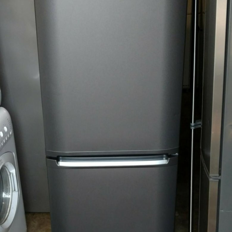 Ariston холодильник сервисный. Холодильник Хотпоинт Аристон серый. Hotpoint Ariston холодильник серый металлик. Холодильник Hotpoint-Ariston серый металлик 2008. Холодильник Hotpoint Аристон серого цвета.