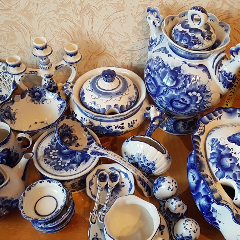 Сахарница сервизная гжель. Штоф гжельский фарфор. Набор гжели. Набор гжели. Чайный сервиз гжель.