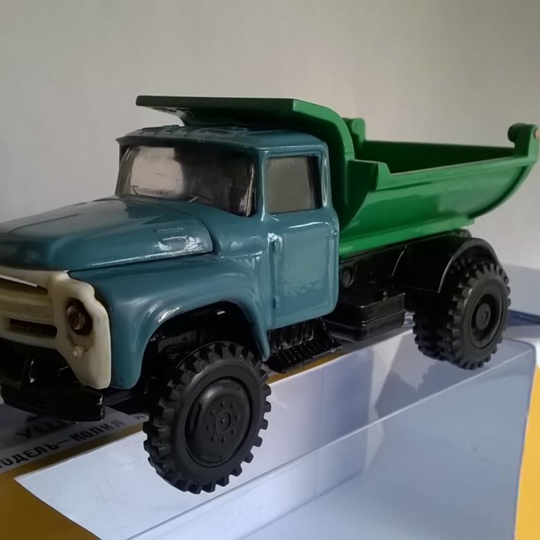 Зил 130 ммз 555. Зил ммз 555. Зил 130 ммз. Зил 555 модель. Зил 555 модель.