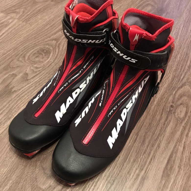 Ботинки лыжные skate. Лыжные ботинки Madshus Skate Carbon. Ботинки лыжные мадшус карбон нано. Лыжные ботинки Madshus Nano Carbon Skate. Madshus Active Skate ботинки.