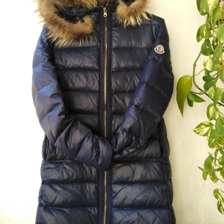 Фирма монклер. Фирма монклер пуховики. Фирма Moncler