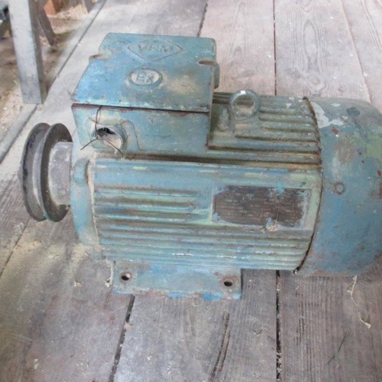 Электродвигатель иэк 3ф. Электродвигатель 380в 3000об мин. Электродвигатель 550w 220v 1420. Vemper. Электродвигатель vemper 22 квт.