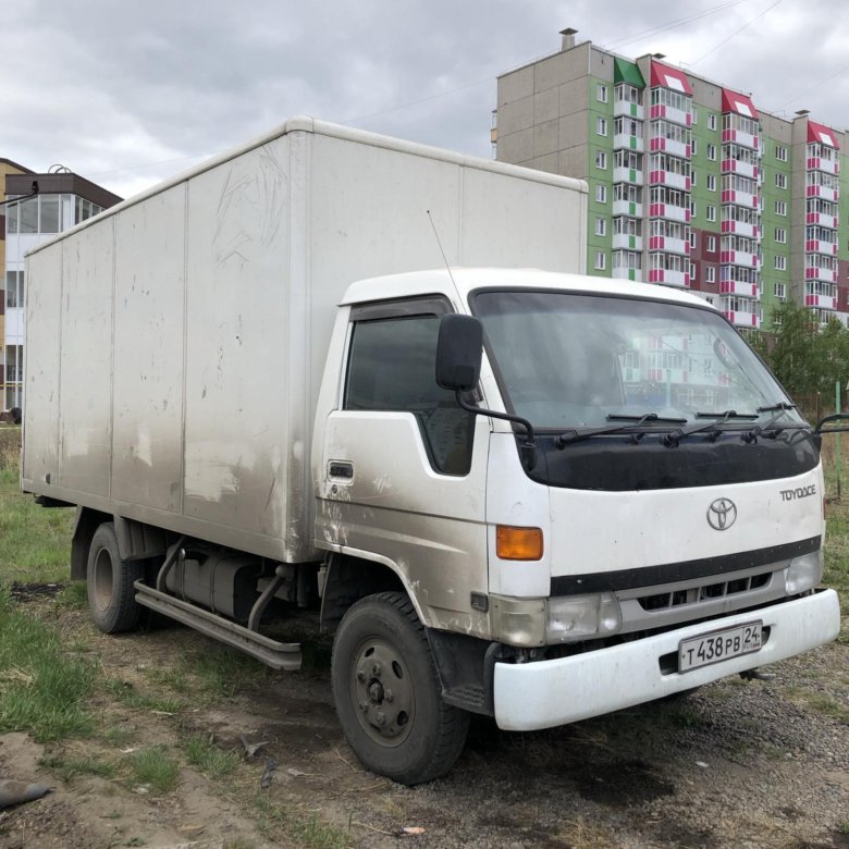 Ищу напарницу категории е в с а. Требуется водитель автобуса. Водитель категории е. Требуются водители кат е. Требуется водитель категории е.