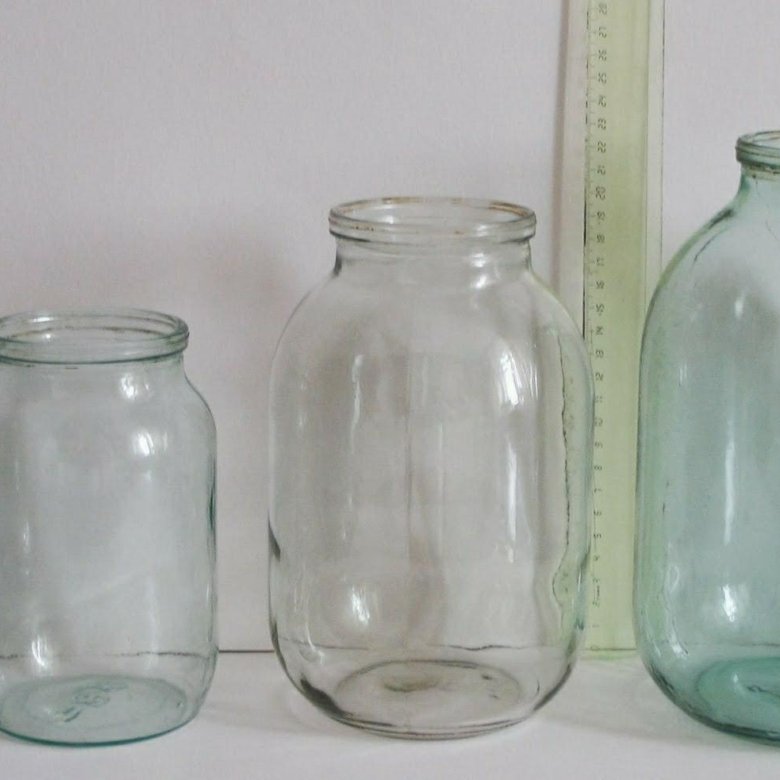 Банка объемом 3 дм3. Стеклянные банки литраж. Пружина длиной 20 см имеет коэффициент жёсткости. Плотность воды кг/л. Банка объемом 5 дециметров.