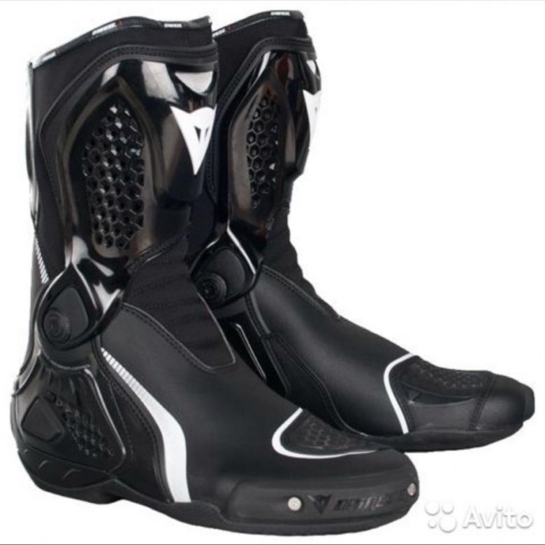 Мотоботы dainese. Мотоботы дайнез. Dainese tr-course out Air. Dainese TRQ-Tour Gore-Tex. Ботинки Dainese Torque d1 out Boots.