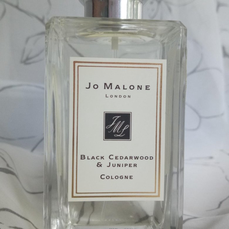 Jo malone черные. Jo malone lavender coriander cologne. Jo malone vetyver. Гель jo malone black cedarwood & juniper 250 ml. Jo malone black.