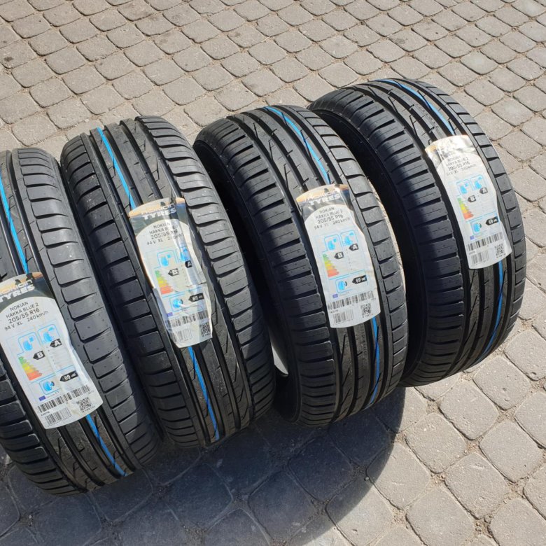 215/65 r17 103h nokian hakka blue 3 suv xl. 225/45/17 v94 hakka blue 2 xl. Нокиан хакка блю 215/45/17. Nokian hakka blue 3 225/45 r17. Nokian hakka blue 3.