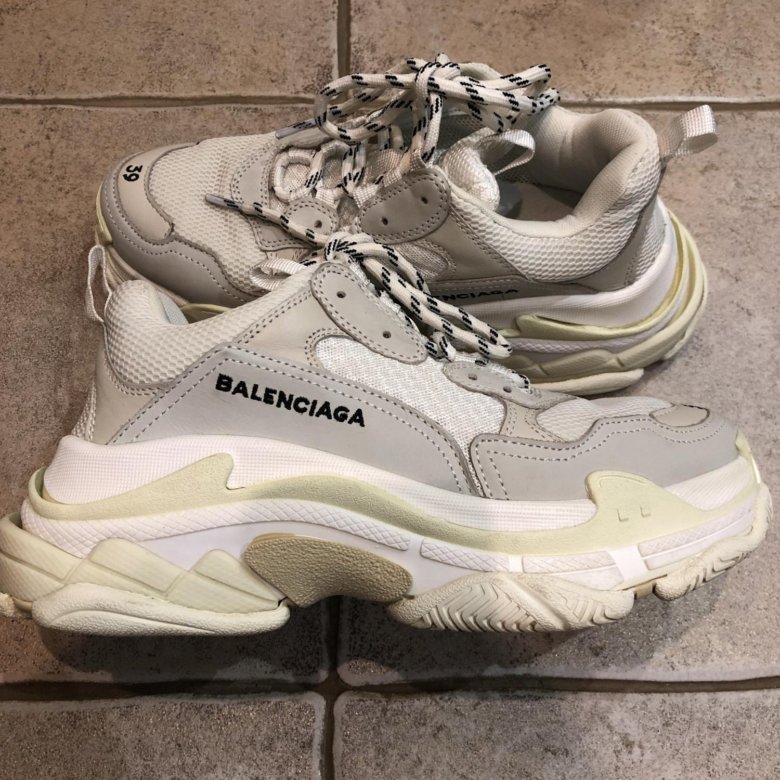 кроссовки баленсиага женские 38. кроссы баленсиага. кроссовки баленсиага triple s2. черные кроссовки 2020 баленсиага. кроссовки баленсиага женские triple s.