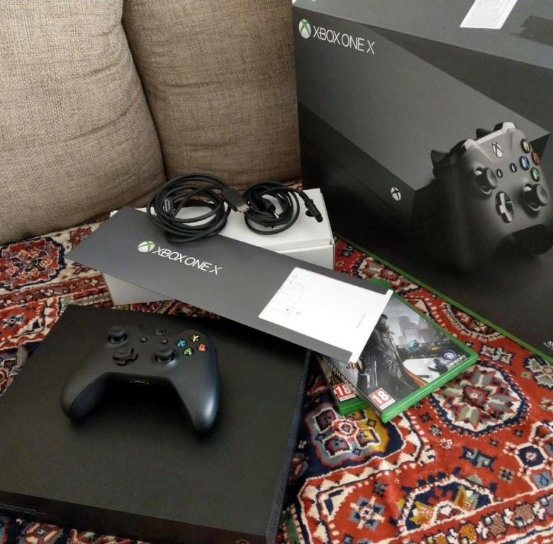 Xbox one x фото. Xbox one x1. Xbox one x 1 TB С дисководом. Xbox one s и Series x. Комплект Xbox one s.