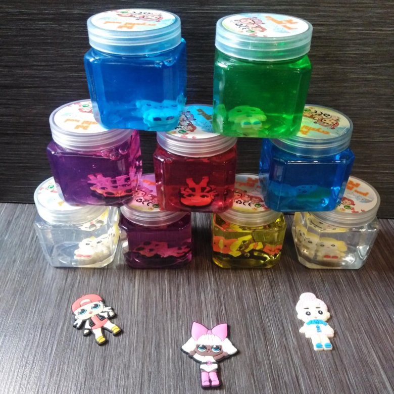 Лолы слаймы. Лолы слаймы. Лол и лизун. Игрушка пупс срет с лизуном. Куклы с лизунами.