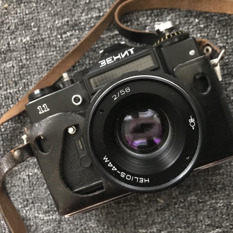 Авито зенит. Фотоаппарат зенит-е2. Zenit 300. Фотоаппарата зенит ремешок. Штатив зенит ссср.