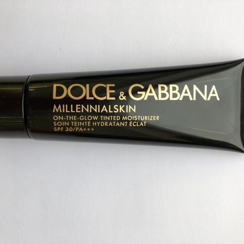 Dolce gabbana millennialskin. Dolce Gabbana Millennialskin SPF 30. Тон Dolce Gabbana Millennialskin SPF 30. Millenialskin тон Dolce Gabbana. Dolce Gabbana Millennialskin 200.