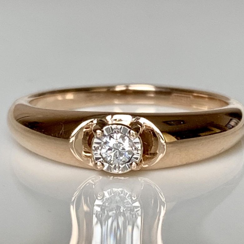 Купить золотое кольцо в астане. Золотое кольцо Ниагара с бриллиантом. Кольцо с утопленным бриллиантом. Кольцо с утопленным камнем. Золотое кольцо с 18 бриллиантами.