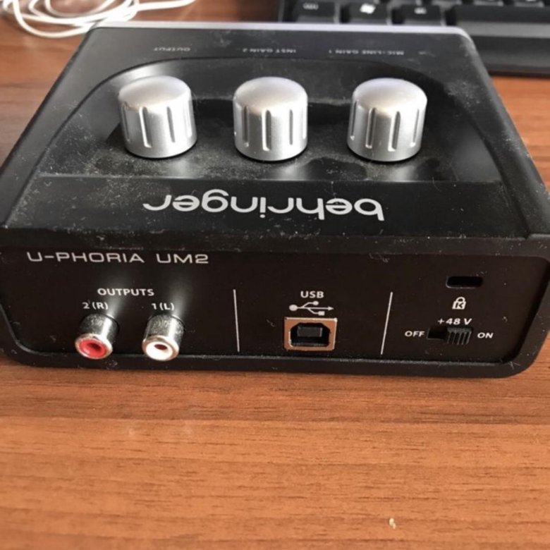 Behringer um2. Behringer um2 плата. Аудиорегистратор Behringer um2. Behringer um4.