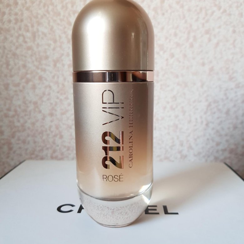 Carolina herrera vip rose. Carolina Herrera 212 VIP Rose. Carolina Herrera 212 VIP Rose 80 ml. Carolina Herrera 212 Rose. Carolina Herrera 212 VIP Rose парфюмерная вода 80 мл.