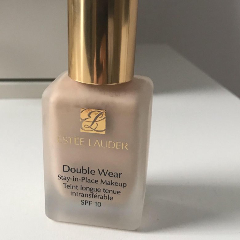 Estee lauder 1n2. Estee Lauder Double Wear 1n0 Porcelain свотчи. Estee Lauder Double Wear 1n0 Porcelain. Estée Lauder Double Wear 1n0 Porcelain. 1w0 Estee Lauder.