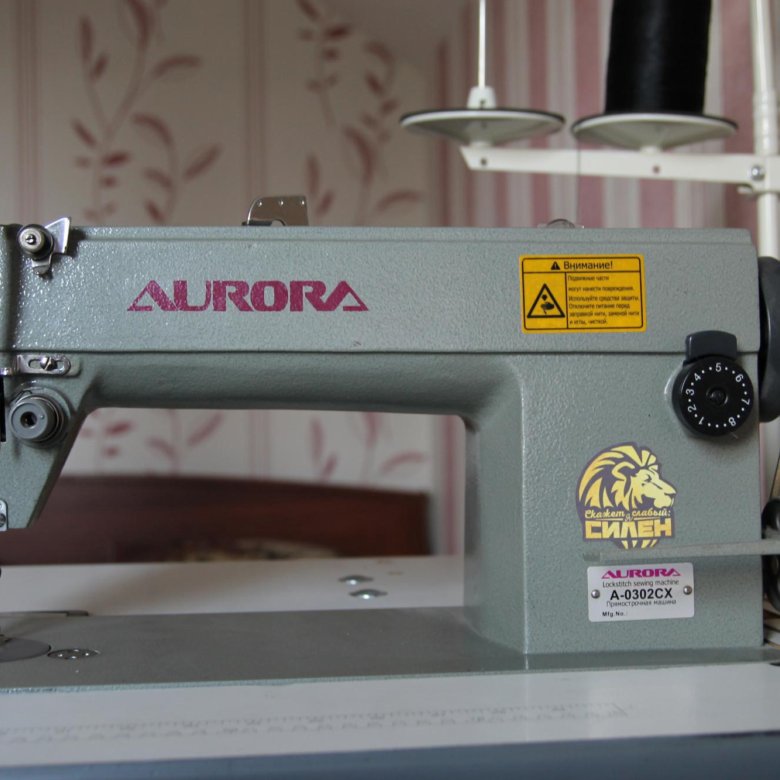 Прямострочная Промышленная швейная машина с шагающей лапкой Aurora a-0302e. Швейная машинка с шагающей лапкой.