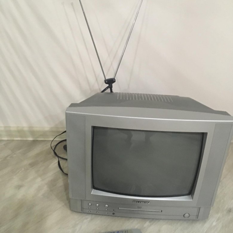Телевизор рубин купить. Телевизор Рубин 51. Телевизор Рубин 54. Телевизор Рубин Матрикс. Телевизор Rubin старый маленький.