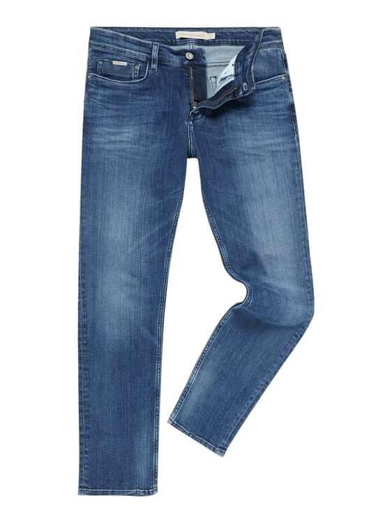 Klein jeans. Кевин Кляйн одежда. Calvin Klein Jeans джинсы мужские. Calvin Klein Jeans ymoym00030. Кевин Кляйн джинсы Flare.