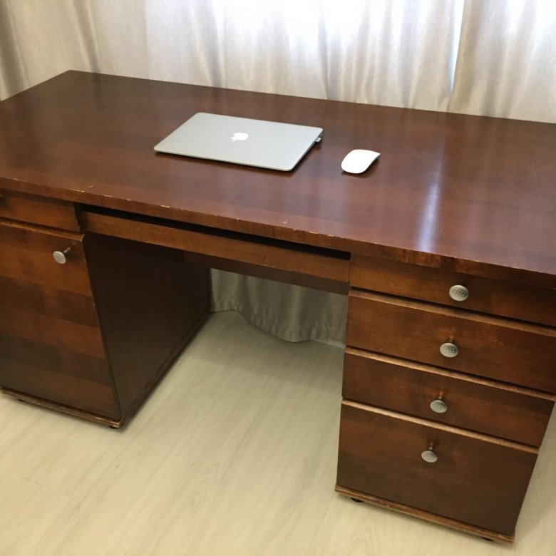 Продажа столов б у. Письменный стол полированный. Стол письменный б/у. Советский письменный стол. Компьютерный стол бу.