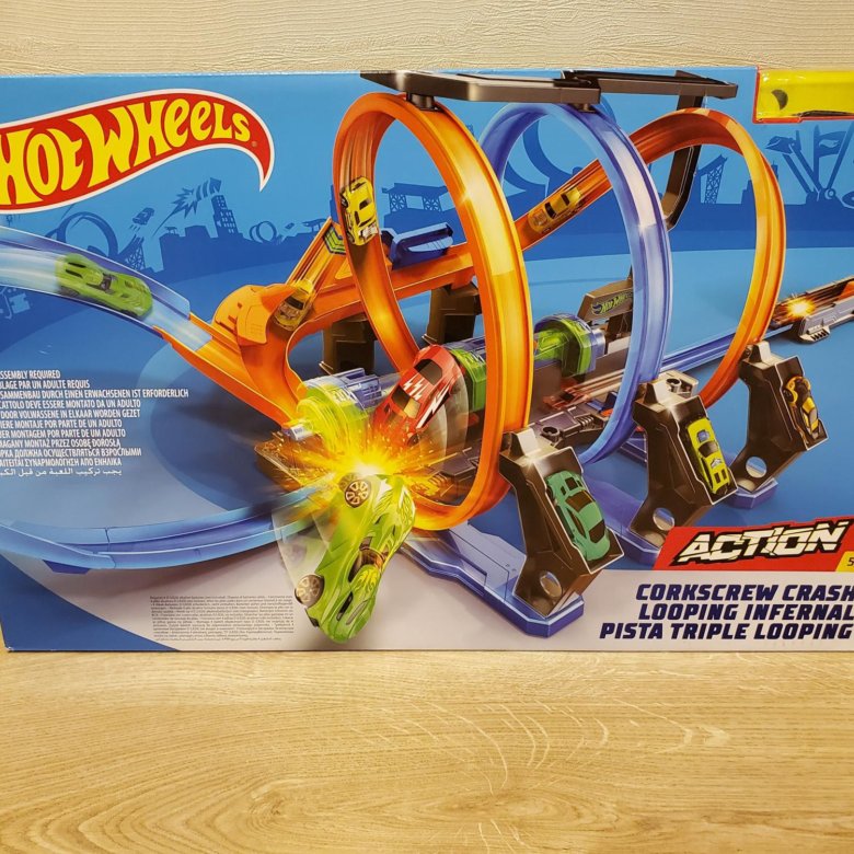 Hot wheels пк. Хот Вилс винтовое столкновение. Hot Wheels треки. Hot Wheels трек чемодан. Hot Wheels вулкан.