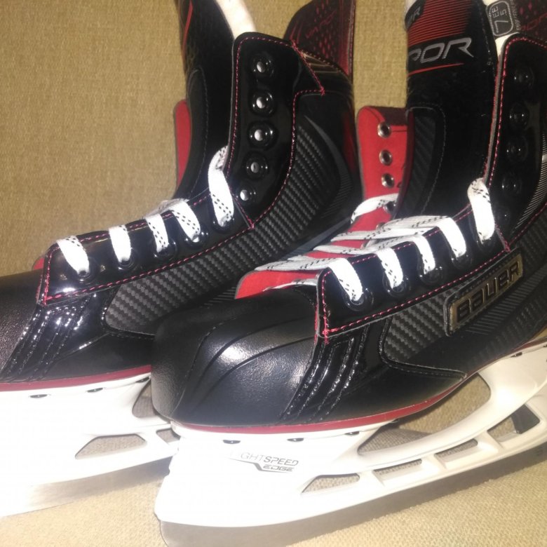 Коньки размер Bauer Vapor y12