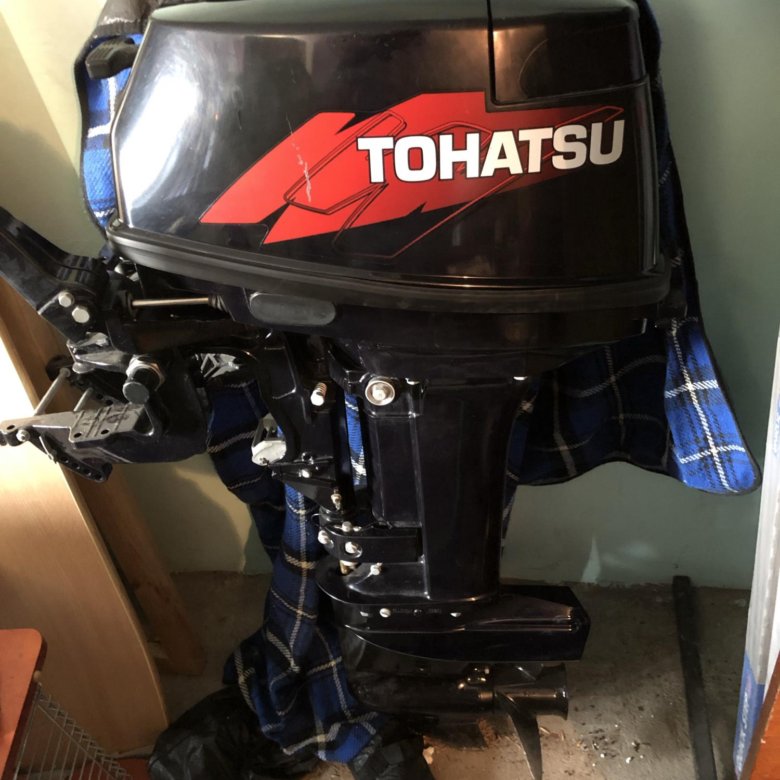 двигатель tohatsu 18. мотор тохатсу 18. лодочный мотор tohatsu 18. мотор tohatsu 18 серый. мотор tohatsu 18.