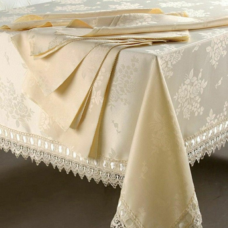 Шелковая скатерть
