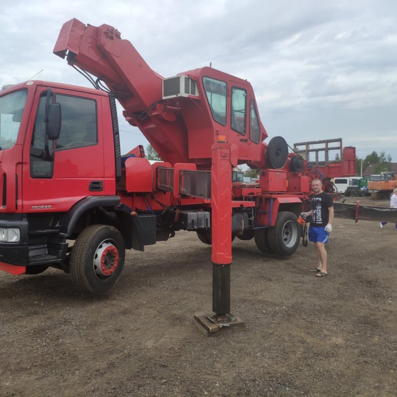 Водитель Автовышки – работа в Москве, зарплата 650 руб., дата ...