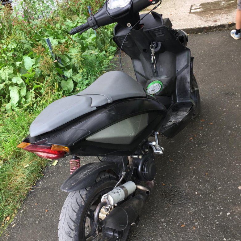 Скутер benelli arrow. Скутер stels arrow 50 benelli. Стелс arrow benelli 50. Скутер stels arrow 50 benelli. Скутер стелс арров 100.