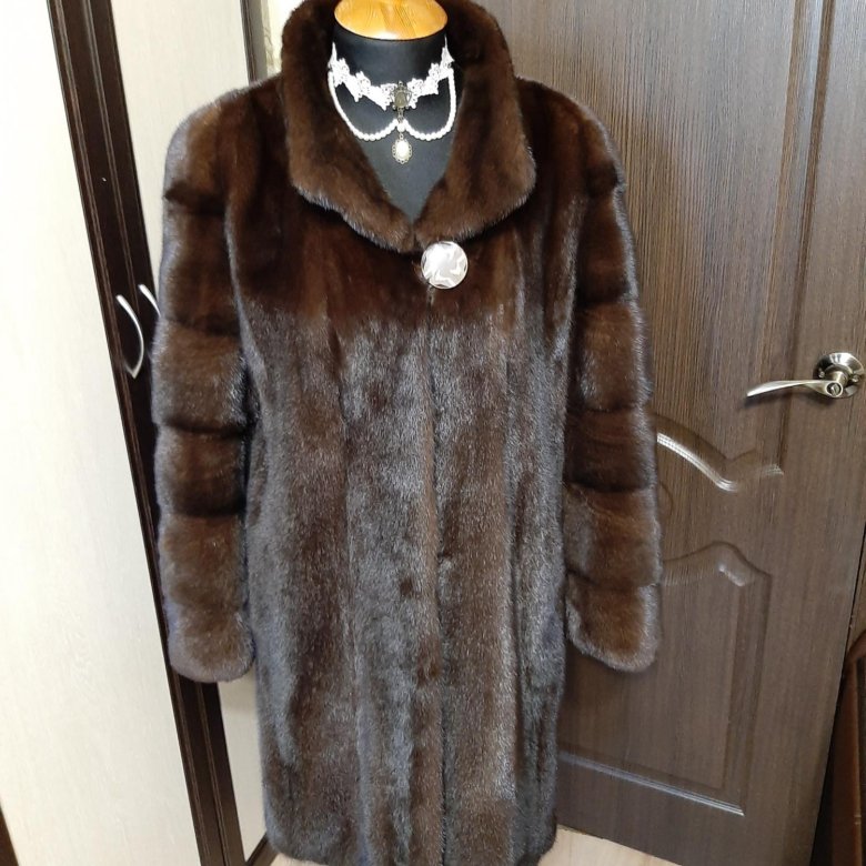 дорогие шубы. шубы 50. шуба коричневая искусственная. кейп из стриженной норки. шубы 50.