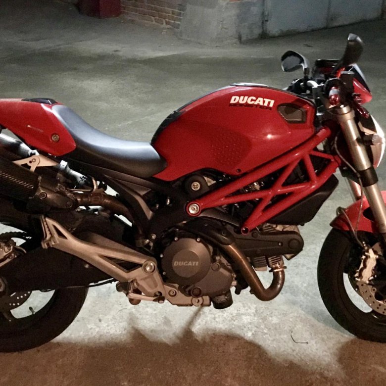 Ducati Monster 696 С„РѕС‚Рѕ