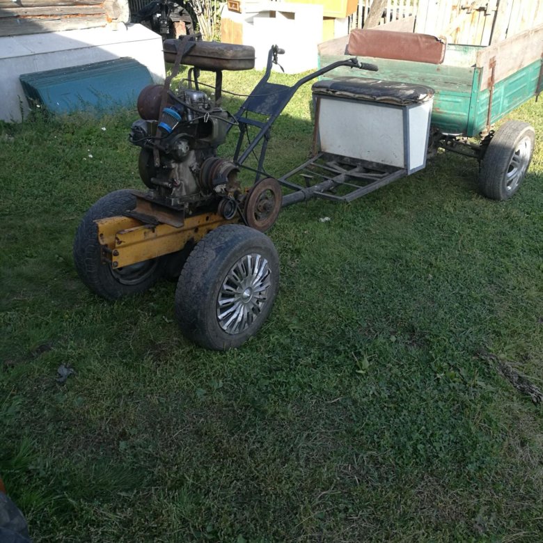 pyanaya-siski-s-motoblokom-molodih