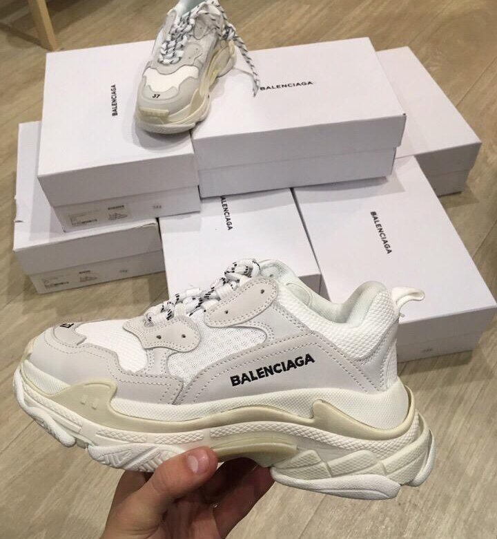 Кроссовки Balenciaga Triple s белые