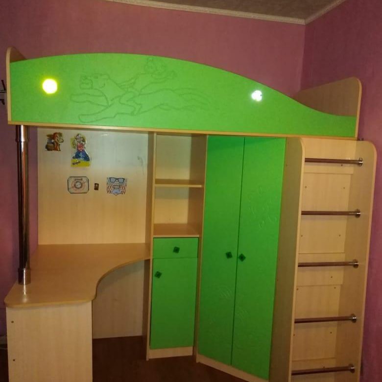Детская стенка с кроватью и шкафом и столом фото