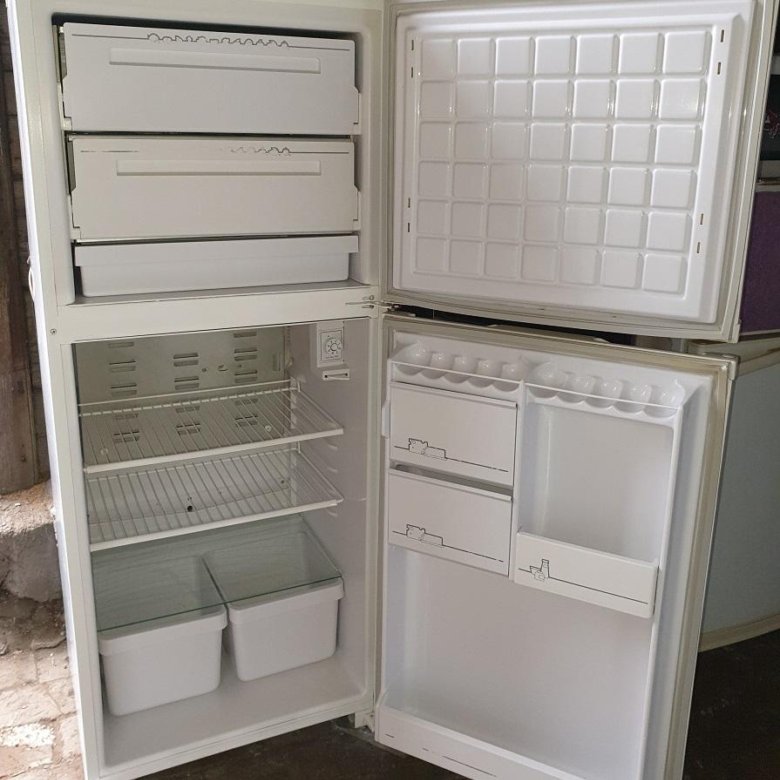 Б у холодильники в красноярске. Холодильник Бирюса 22. Холодильник Бирюса-22-1 КШД-255. Двухкамерный холодильник Бирюса 22. «Бирюса-22-1» холодильник.