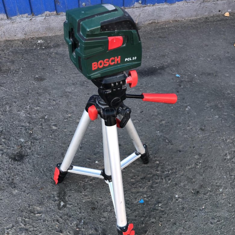Уровень pcl 10. Лазерный уровень bosch pcl 10.