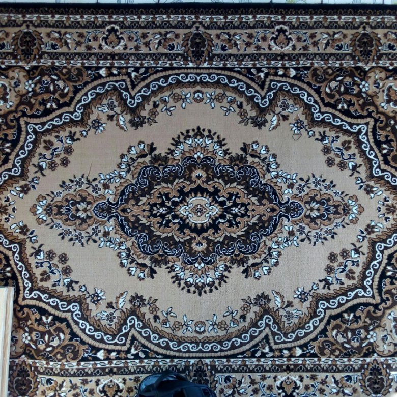 Ковер настенный кнс. Палас ковер юла. Традиционные ковры. Старинные ковры. Шерстяной ковер.